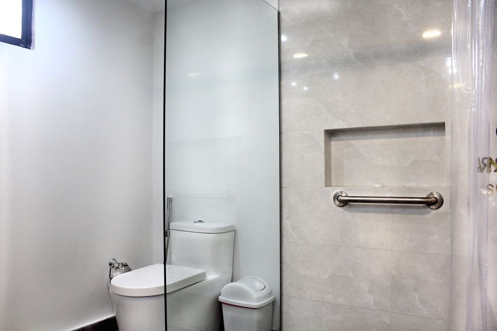 BARRANQUILLA PLAZA-guestroom-B78673 Guest Room.jpg