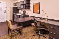  - Candlewood Suites West Topeka - I-70, Exit 356