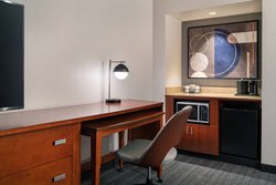  - Courtyard by Marriott Southcenter Tukwila - I-5, Exit 153