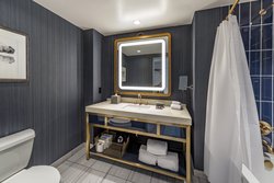  - Omni Hotel Oklahoma City - I-40, Exits 150A & 150B