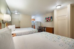  - HomeTowne Studios UCF Area Orlando