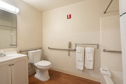  - HomeTowne Studios UCF Area Orlando