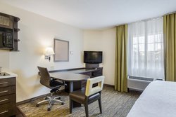  - Candlewood Suites Virginia Beach - I-264, Exit 17