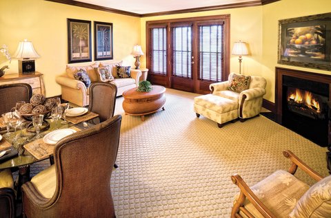 Living Area - Dye Villas Club