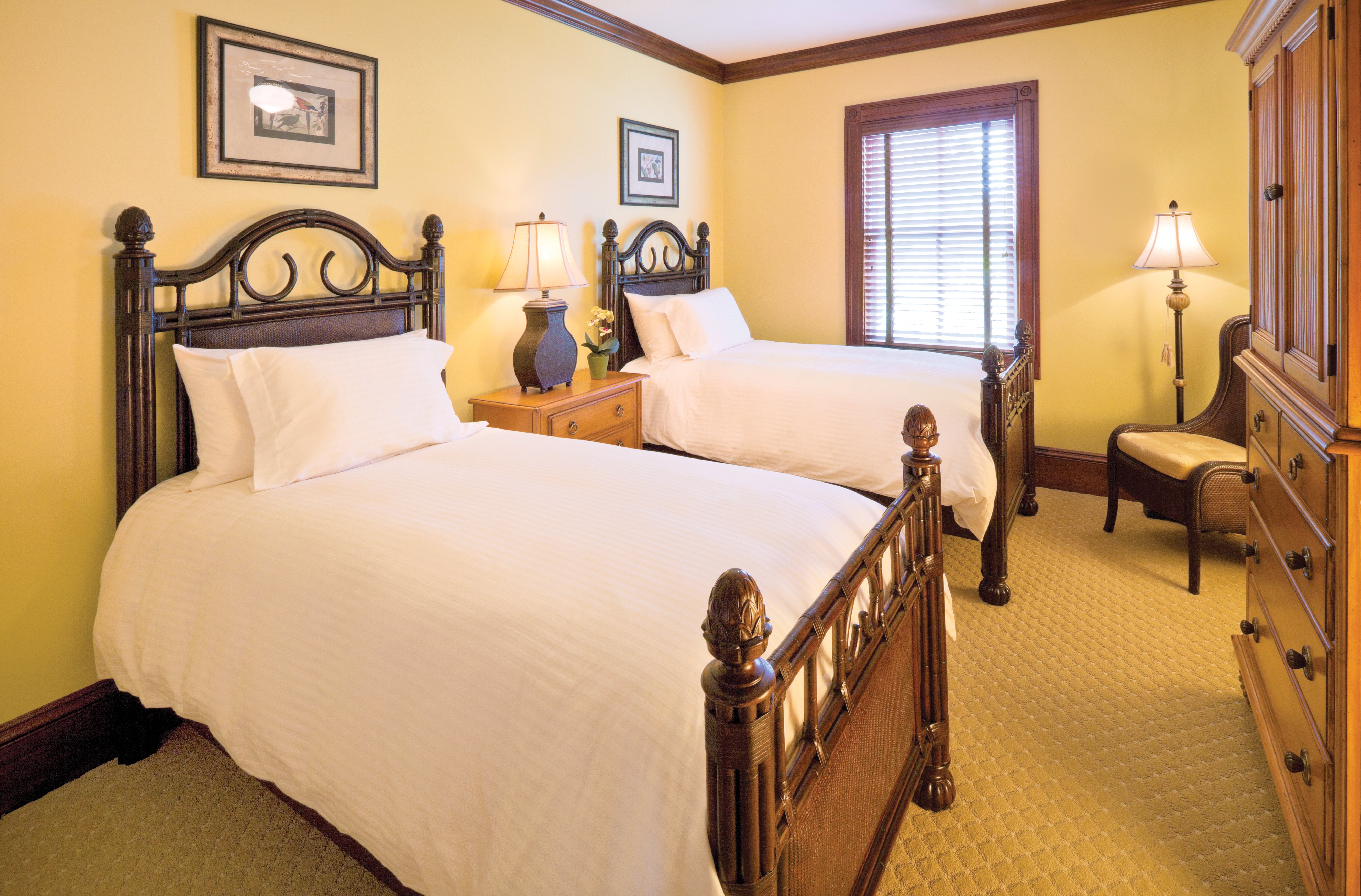 CLUB WYNDHAM DYE VILLAS-guestroom-Bedroom - Dye Villas.jpg
