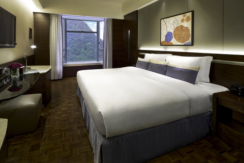 Hill View Room King Bed