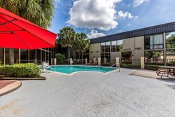  - Red Roof Plus+ Inn & Suites Houston
