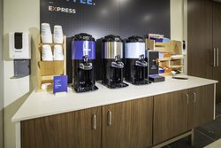  - Holiday Inn Express & Suites Southeast Fort Myers