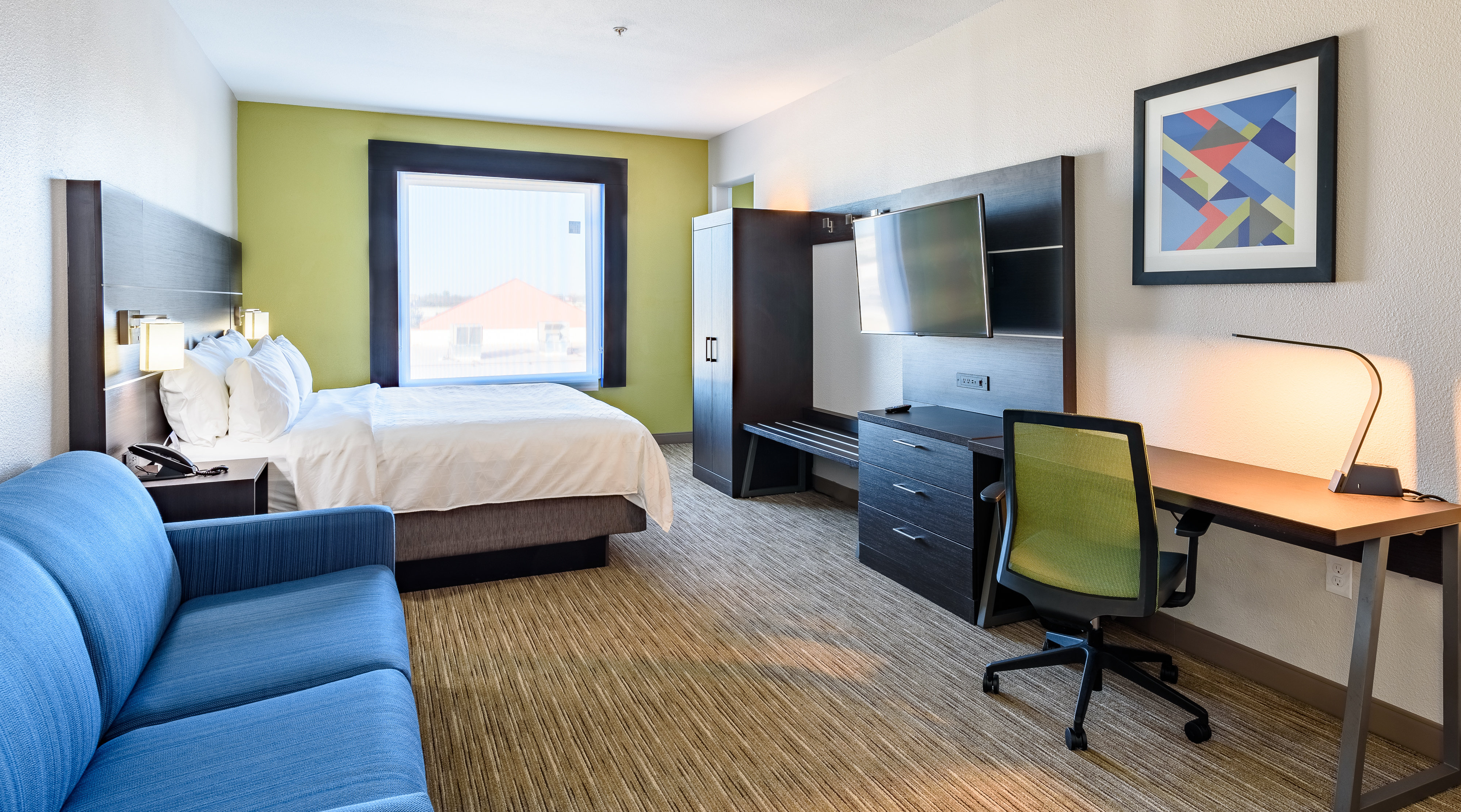 HOLIDAY INN EXP STE BY IHG-guestroom-Executive Suite .jpg