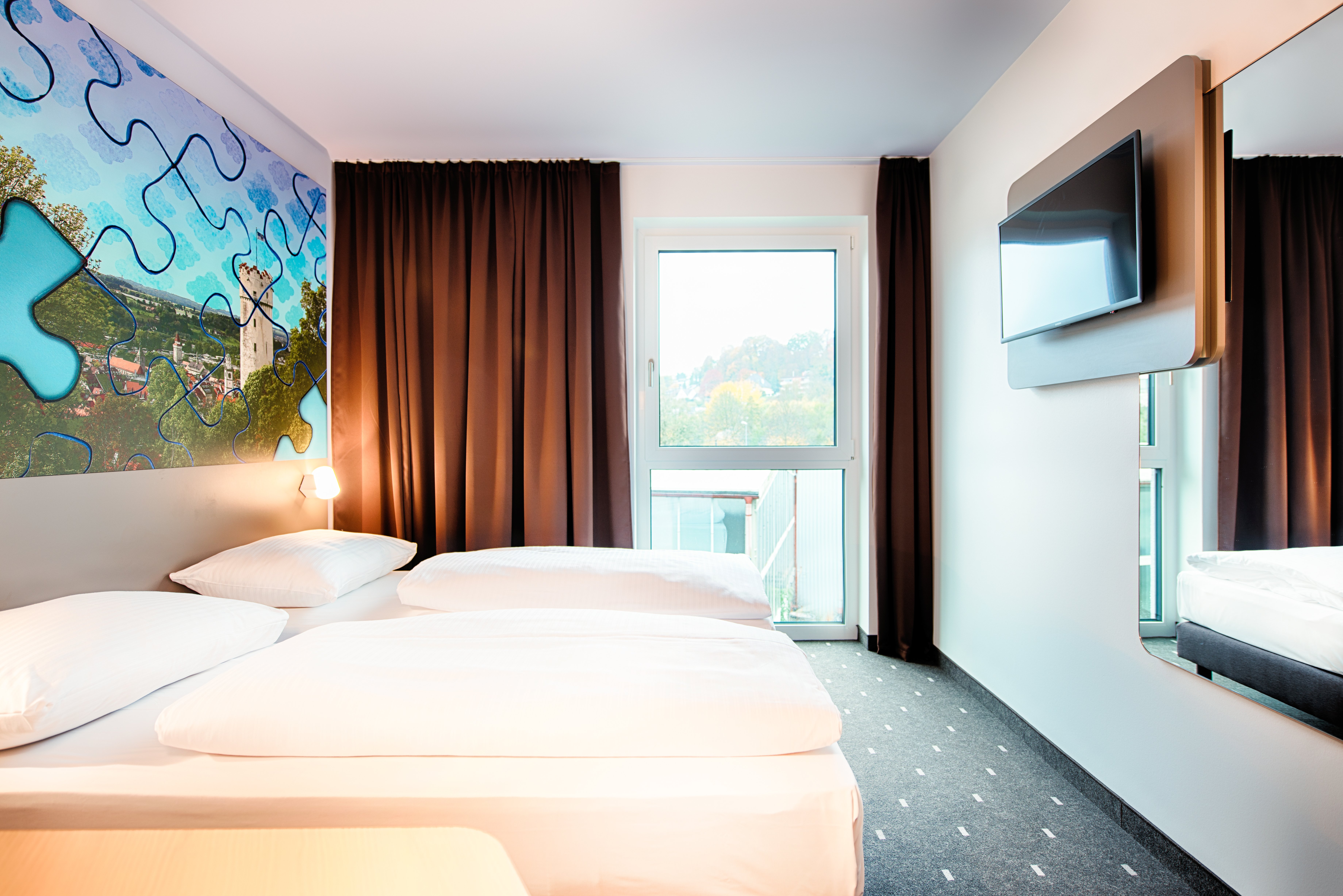 B&B HOTEL RAVENSBURG-guestroom-GUEST ROOM.jpg
