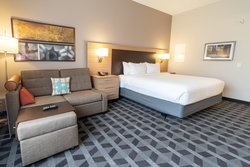  - TownePlace Suites by Marriott Petawawa
