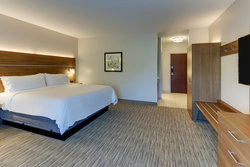  - Holiday Inn Express & Suites Saugerties - I-87, Exit 20