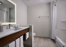  - Holiday Inn Express & Suites Lockport - I-355, Exit 4