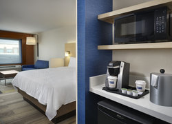  - Holiday Inn Express & Suites Lockport - I-355, Exit 4