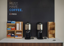  - Holiday Inn Express & Suites Lockport - I-355, Exit 4