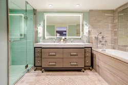  - Hotel Amarano Burbank