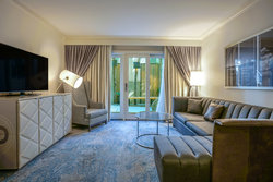  - Hotel Amarano Burbank