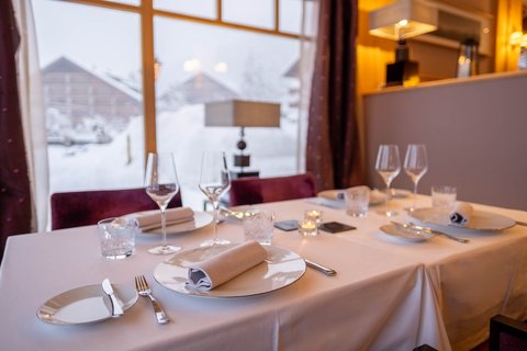 CHALET ROYALP HOTEL AND SPA - Photo 2