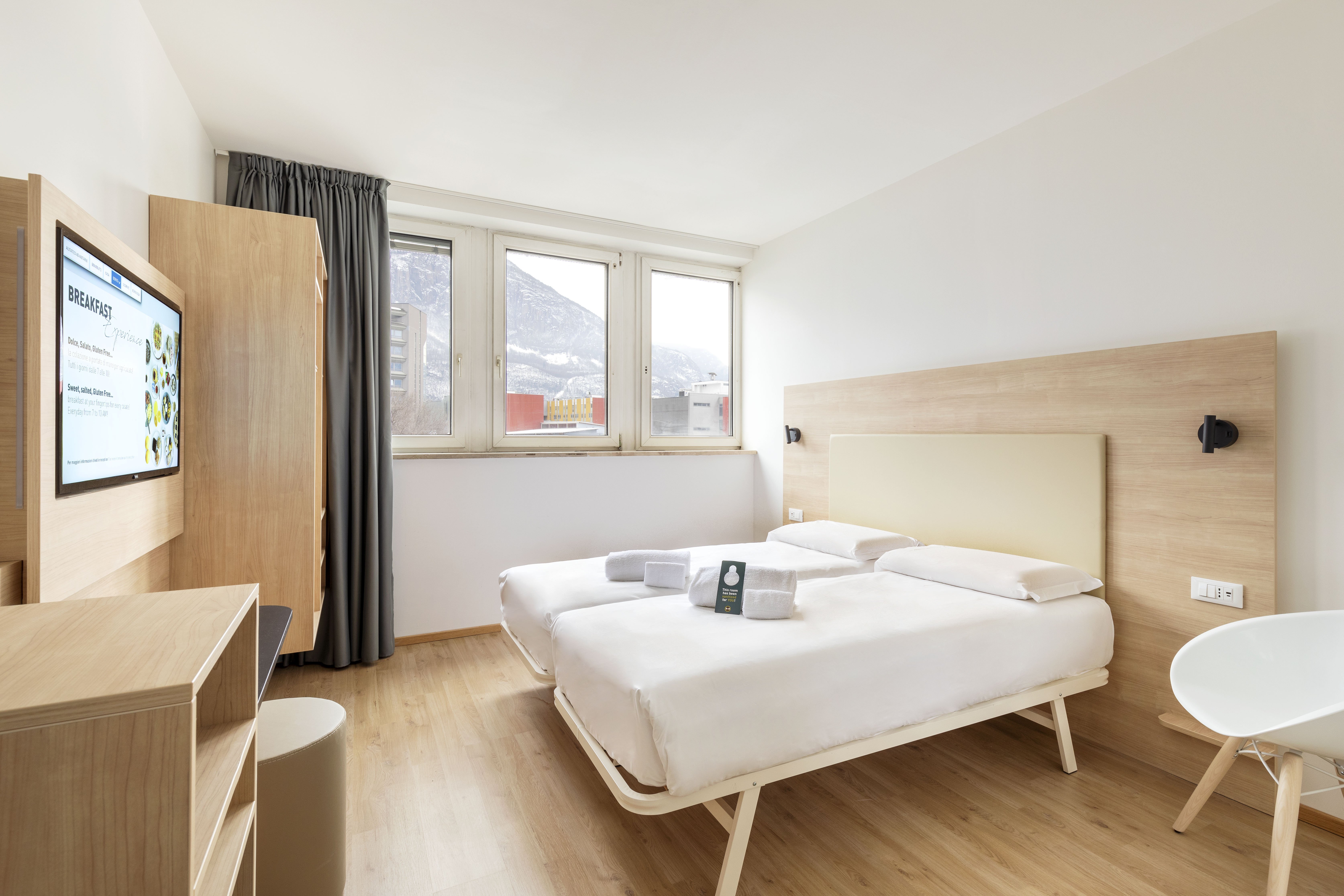 B-B HOTEL BOLZANO-guestroom-GUEST TWIN ROOM.jpg