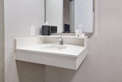  - Courtyard by Marriott Hotel Lincolnshire