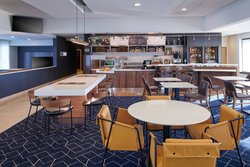  - Courtyard by Marriott Hotel Lincolnshire