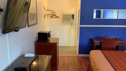  - Magnuson Hotel Hampton