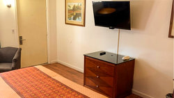  - Magnuson Hotel Hampton