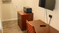  - Magnuson Hotel Hampton