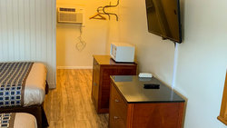  - Magnuson Hotel Hampton