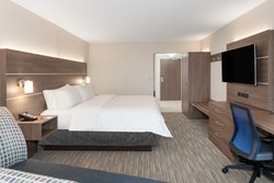  - Holiday Inn Express & Suites Ottawa