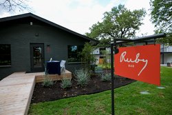  - Ruby Hotel Round Rock - I-35, Exit 252B