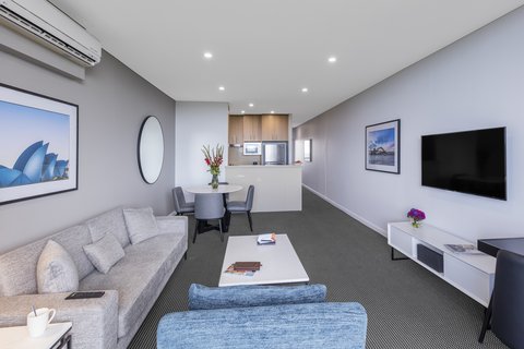 MERITON SUITES WATERLOO - Photo 6