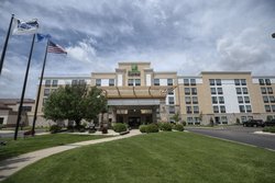  - Holiday Inn Express Janesville - I-39 & I-90, Exit 171B