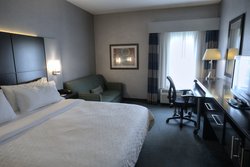  - Holiday Inn Express Janesville - I-39 & I-90, Exit 171B