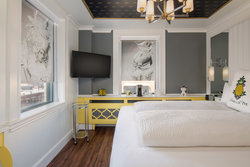  - Staypineapple South End Hotel Boston