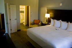  - Staybridge Suites Rossford - I-75, Exit 195A