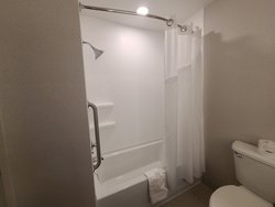  - Holiday Inn Express Newton Falls - I-80, Exit 209