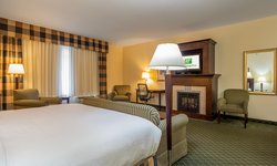  - Holiday Inn Conference Center Marshfield