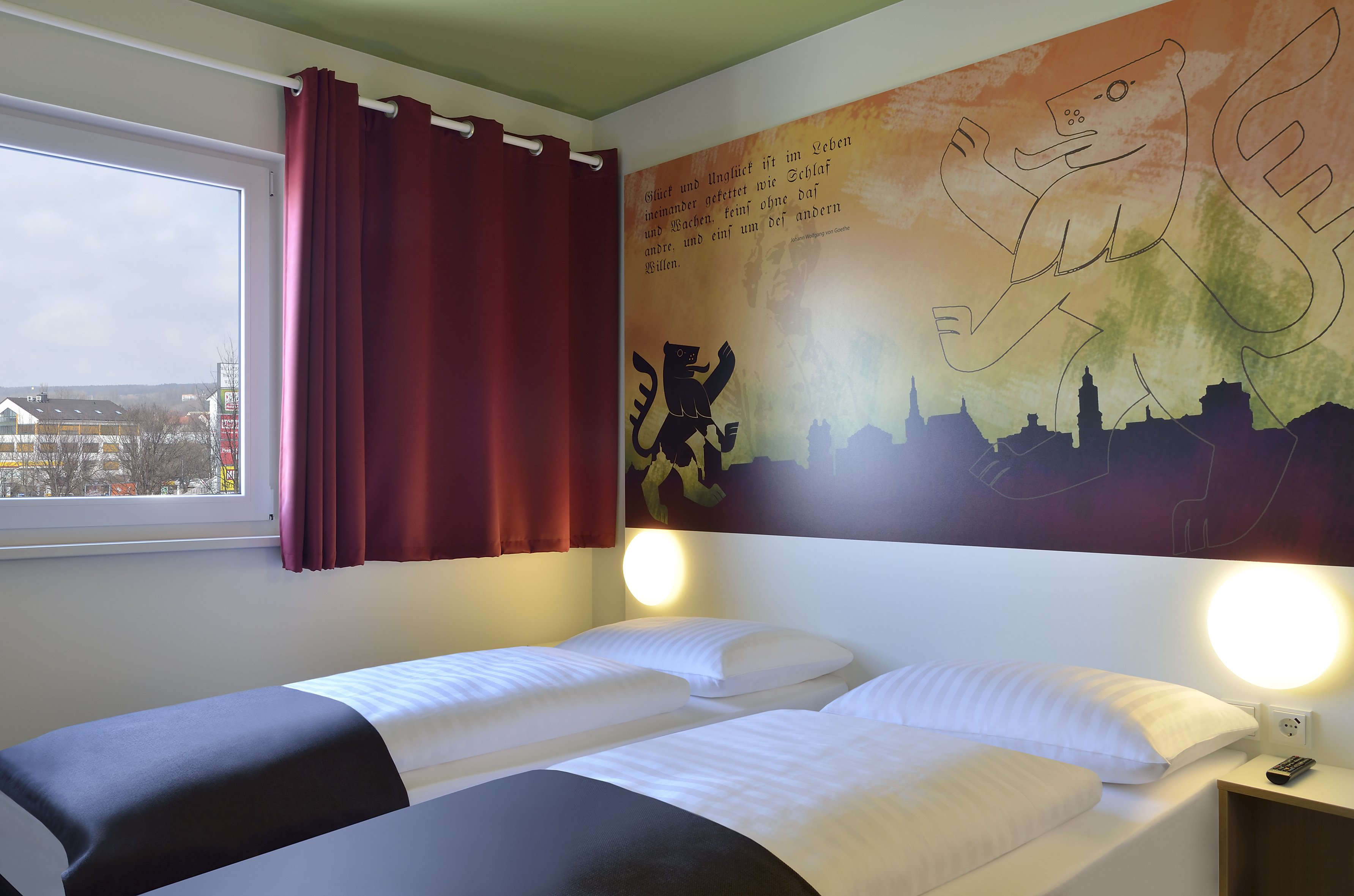 B&B HOTEL WEIMAR-guestroom-GUEST ROOM.jpg
