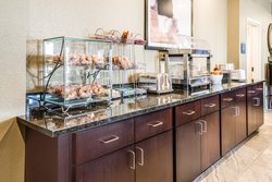  - Cobblestone Hotel & Suites Newport