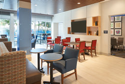  - Holiday Inn Express Doral