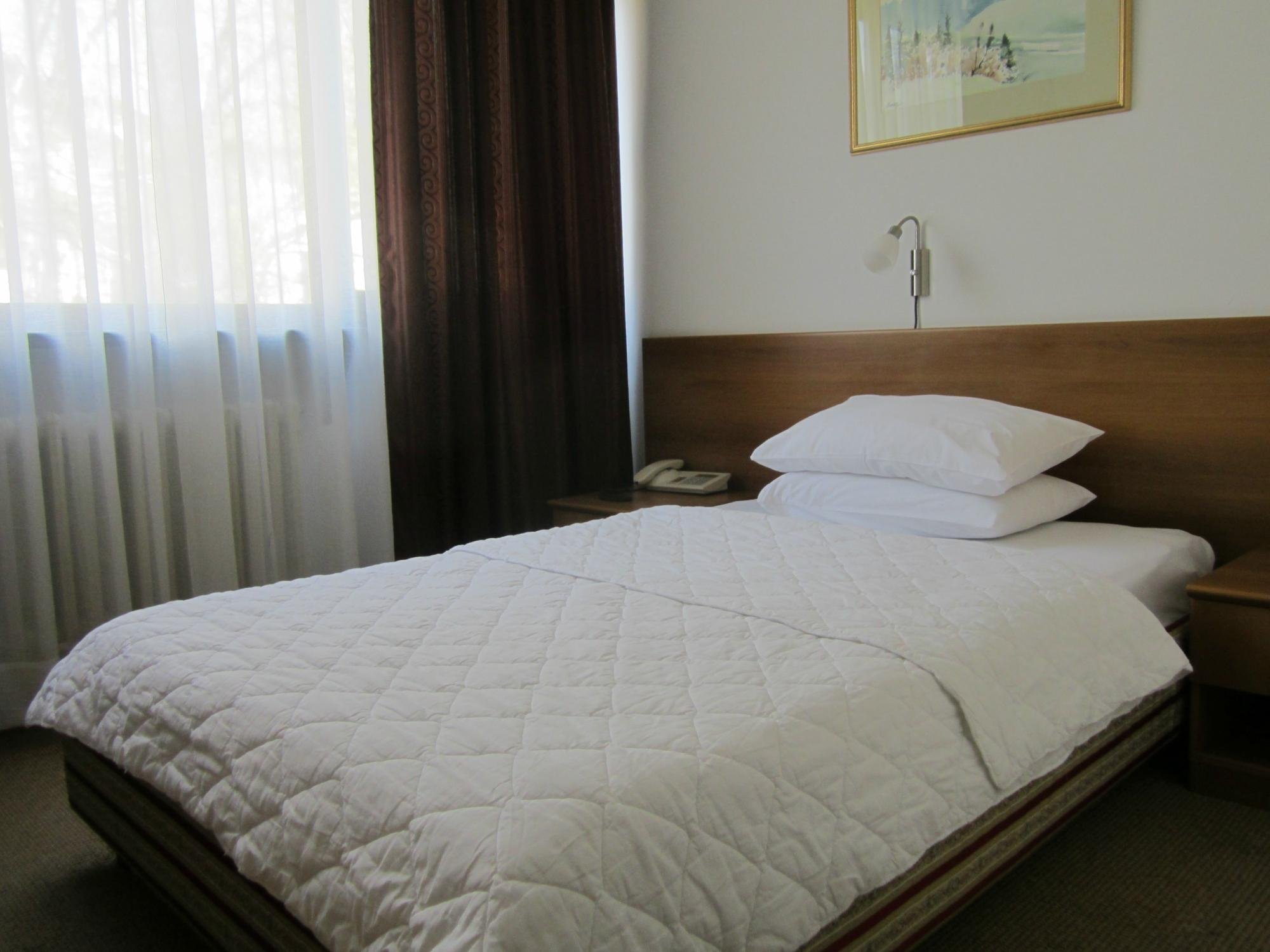 GRAND HOTEL SARAJEVO-guestroom-GUEST ROOM.jpg