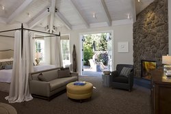  - Hotel Yountville