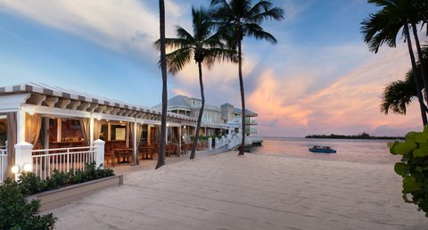 Beach Bar