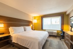 - Holiday Inn Express West Anaheim