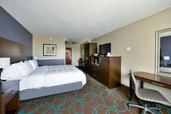  - Holiday Inn Downtown Niagara Falls