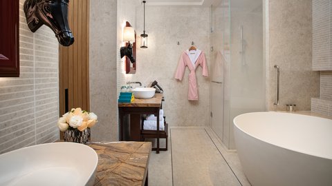 HOTEL INDIGO DIQING MOONLIGHT CITY - Photo 27