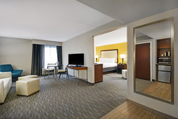  - Holiday Inn Express & Suites Riverfront Covington - I-71 & I-75, Exit 192