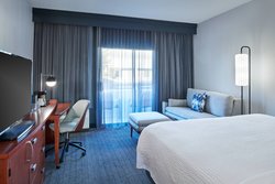  - Courtyard by Marriott Hotel Highland Park