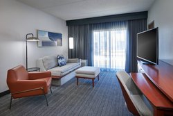  - Courtyard by Marriott Hotel Highland Park